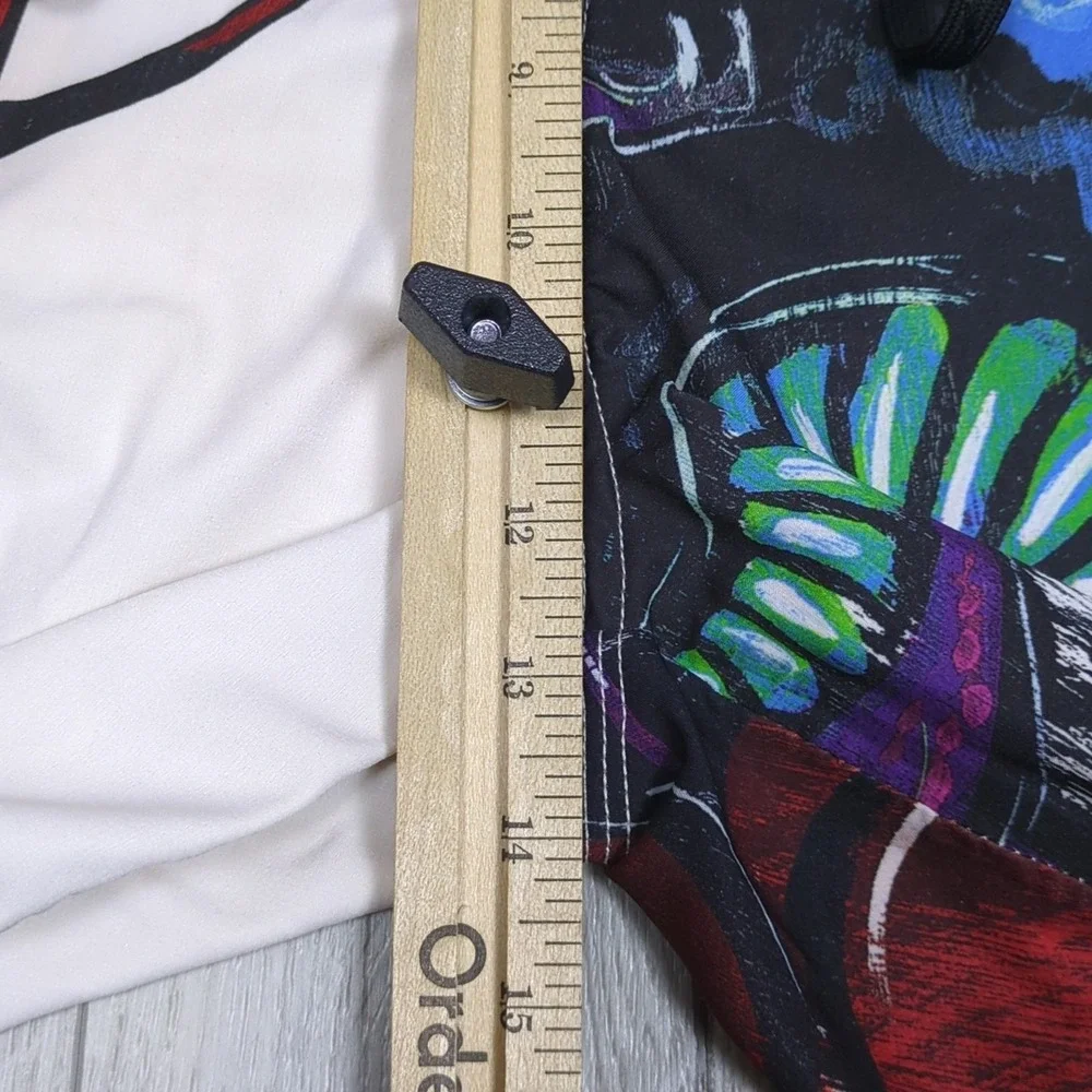 VTG Y2K O'Neil Byerly Freak Boardshorts Mens 40 White Skull Octopus Wax Comb 10